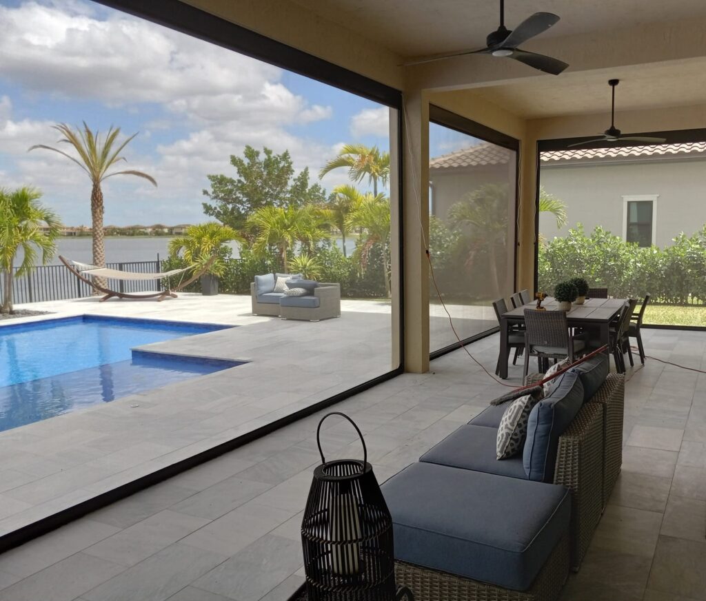 Motorized Shades in Houston, TX project photo