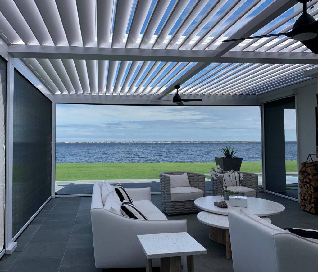 Motorized Shades in Houston, TX project photo